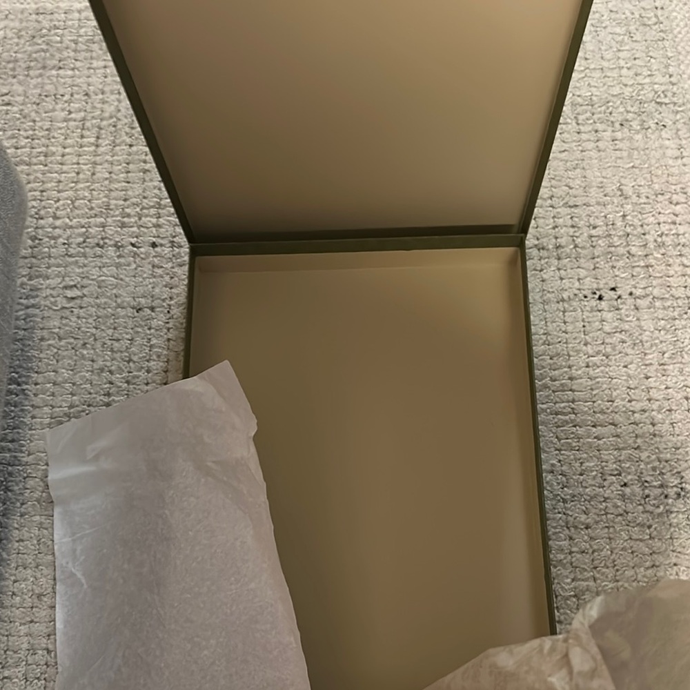 Gucci Green Patterned Box - Picture 5 of 6